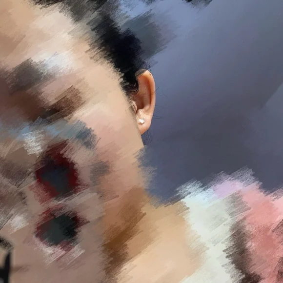 Silver butterfly studs - Picture 4 of 4